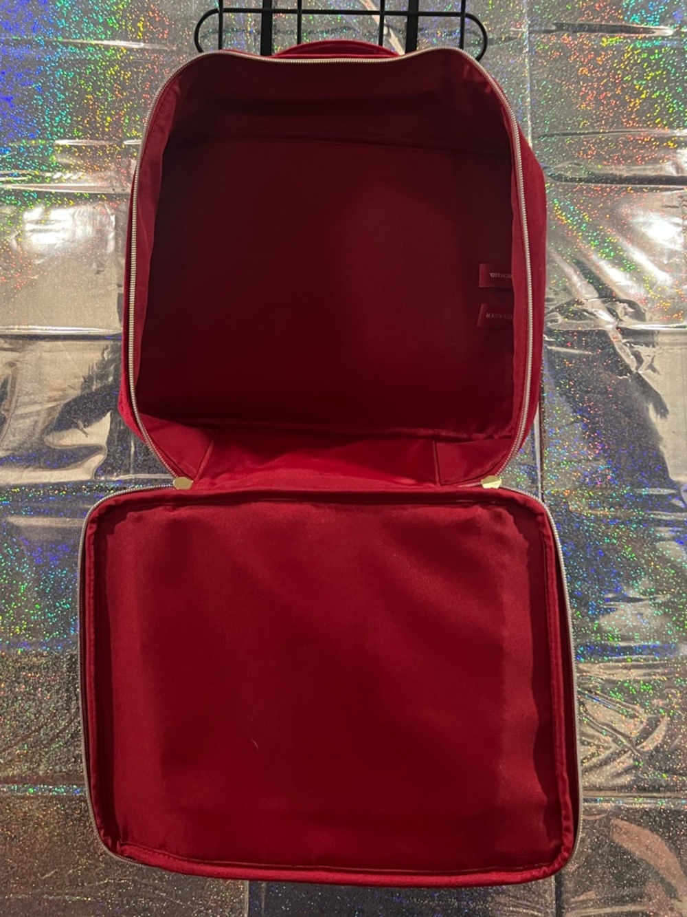 Estée Lauder Red Velvet Makeup Bag Travel Cosmetic Case Star Design - Picture 5 of 5
